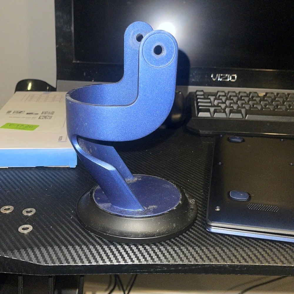 Blue yeti ( with or without mic stand and cover)